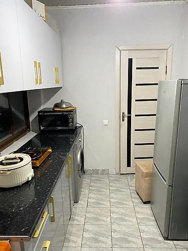 Үйлөр: Дом с участком и капитальным ограждением - Кирпичный жилой дом с — 8