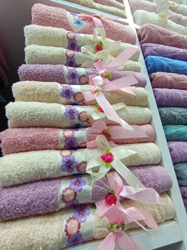 Kolqotkalar, corablar: Isdeline unvana cadirilma pulsuz — 12