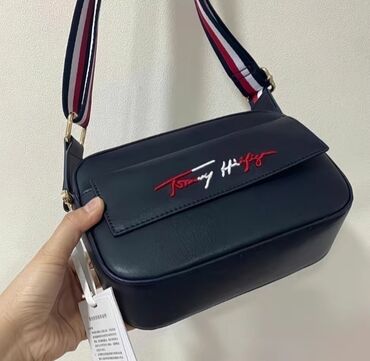 бананки сумки: Классическая сумка, Tommy Hilfiger, Материал: Искусственная кожа, Застежка на молнии, Унисекс, Новый