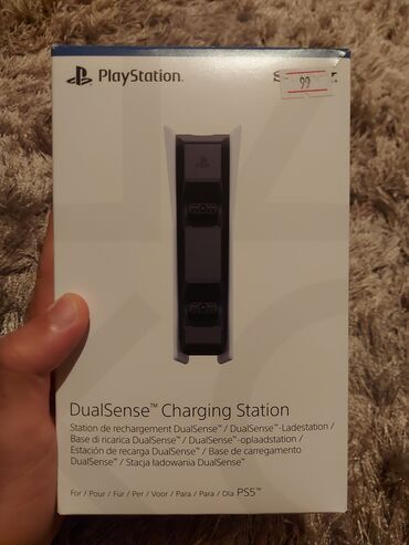 Digər oyun və konsollar: Playstation charging station satılır yenidir.istifadə olunmayıb yep