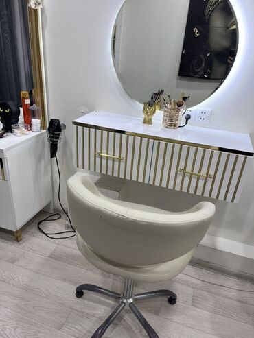 Salon, tibbi mebel dəsti: Salam çox təçili satılır Krupnu götüren olsa Qoymet çox aşağı olacaq — 2