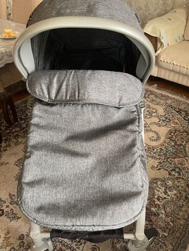 Gəzinti arabaları: Klassik gəzinti arabası, İşlənmiş, Ünvandan götürmə, Ödənişli çatdırılma — 8