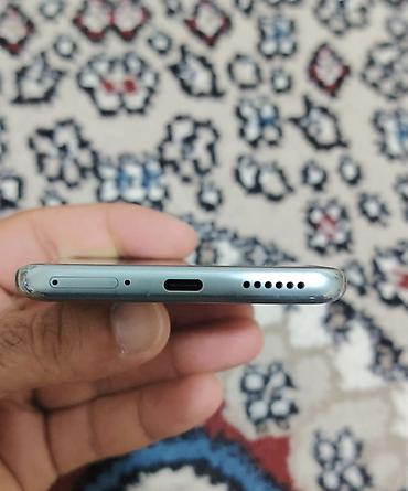 ev telefonlar: Xiaomi 512 GB, rəng - Yaşıl, 
 İki sim kartlı — 8
