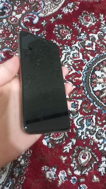 часы с симкой для ребенка: Смартфон Apple iPhone (серия с тройной основной камерой) в золотом — 1