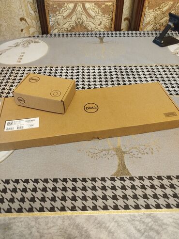 komputer notebook: Original DELL klaviatura + DELL mause USB port ( tam yeni )