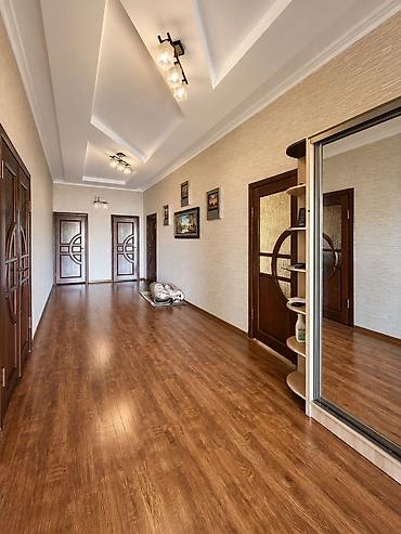 село виноград: 300 м², 6 комнат и более — 8