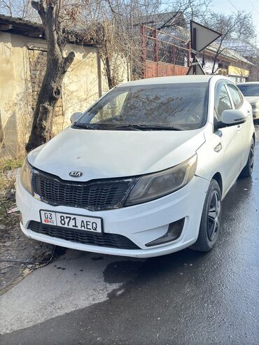 авто уаз патриот: Kia Rio: 2014 г., 1.4 л, Механика, Бензин