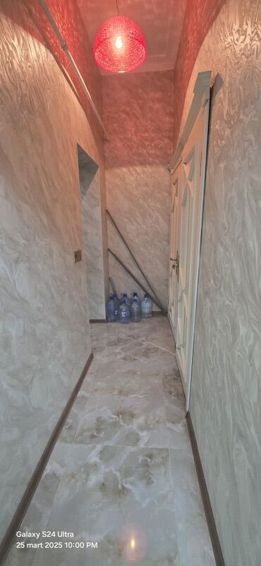 Mətbəx mebeli: 3 cü mərtəbə. Yer altı keçidin yanı. Tam dolu və hər şey yeni — 3