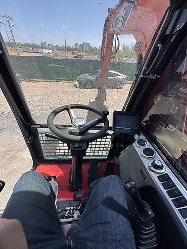 Экскаваторы: Экскаватор, Колесный — 6