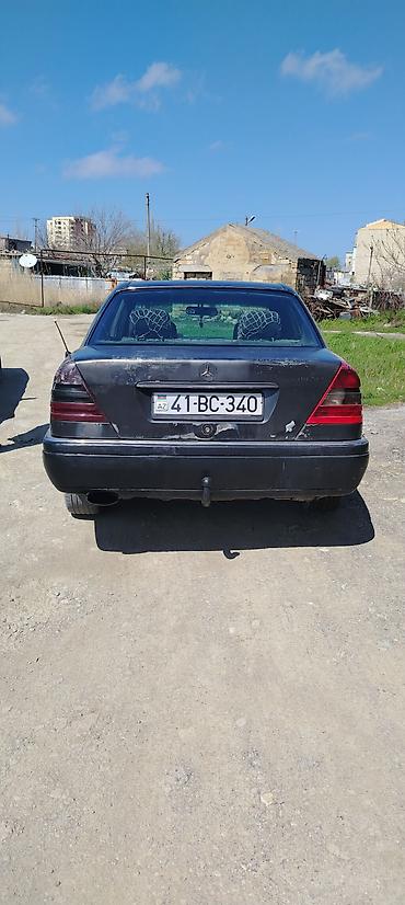 mersedez: Mercedes-Benz C-Class sedan (W202) - Kuzov: 4 qapılı sedan, qara rəng — 4