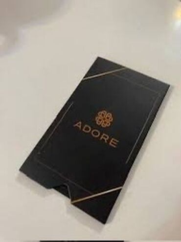 adore hediye karti: Adore hədiyyə kartı satılır 50 manat dəyərində
