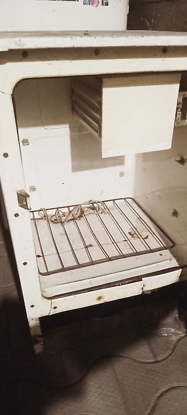 freezer: Холодильник Saratov, Б/у, Минихолодильник — 1