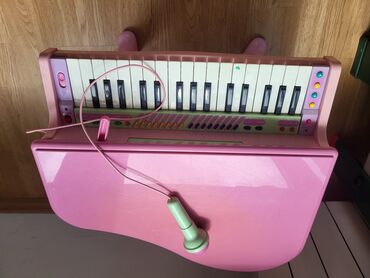 zimske jakne beograd: Klavir sa mikrofonom, igračka za devojčice
