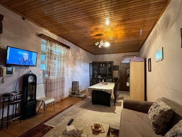 Həyət evləri və villaların satışı: 6 otaqlı, 309 kv. m, Kredit var, Orta təmir — 16