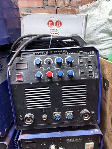 Сварочные аппараты: Продается сварка аргонный Aurora pro inter tig 200 ac/dc pulse