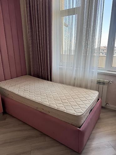 elektrikli dosek: Oğlan və qız üçün, İşlənmiş, 2 təknəfərlik çarpayı, Yazı masası — 3