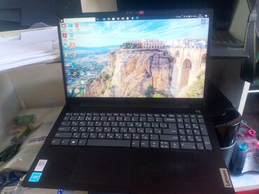 hdd 2 t: Yeni Lenovo 17 ", Intel Celeron, 256 GB