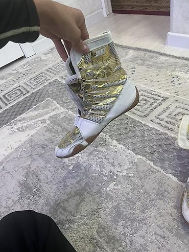 батинке: Мужские кроссовки, 40.5, Nike, Б/у, цвет - Белый — 2