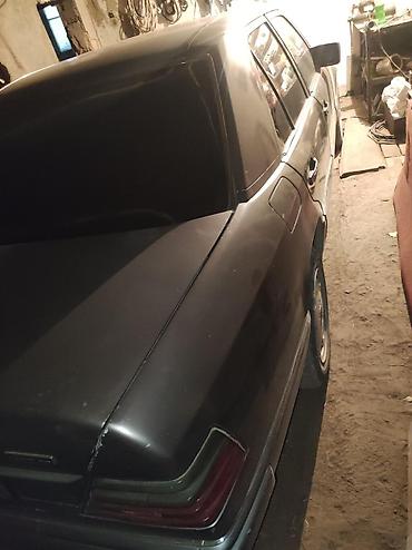 Mercedes-Benz W124: 1988 г., 2.3 л, Кол менен иштөөчү, Бензин, Седан — 4