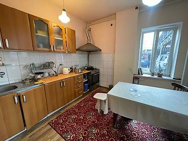 Продажа коттеджей и домов: Продаю дом 70м2, 4 комнаты Участок 4сотки правильной формы Район — 7