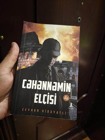 Kitab 2ci əldi. yaxsi veziyyetdedi