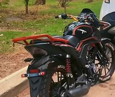 Motosikletlər: Motosiklet – şəhər və qısa məsafələr üçün praktik, idman üslublu — 2