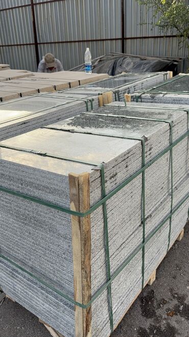 Фасадные гранитные плитки: ГРАНИТ ОПТОВЫЕ ЦЕНЫ . Мелкозернистый серий гранит в наличии по очень — 6