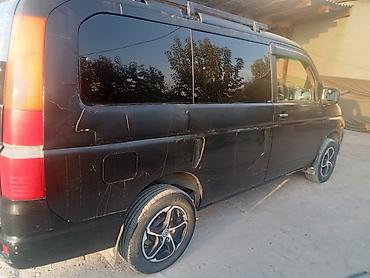фит вампер: Honda Stepwgn: 2002 г., 2 л, Бензин, Минивэн — 5