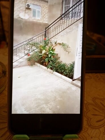 Uzunmüddətli kirayə evlər: KİRAYƏ VERİLİR. 2 OTAGLİ, 2 MƏRTƏBƏLİ EVİN,1 Cİ MƏRTƏBSİ. YALNİZ — 2