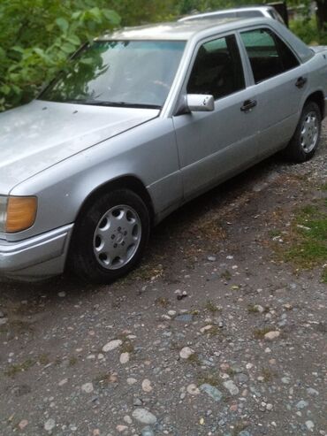 машинка электро: Mercedes-Benz W124: 1991 г., 2.3 л, Механика, Бензин, Седан