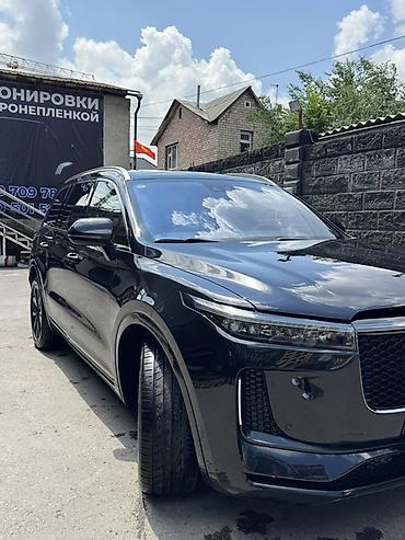 byd e1: Lixiang One: 2021 г., 1.2 л, Автомат, Гибрид, Минивэн — 2