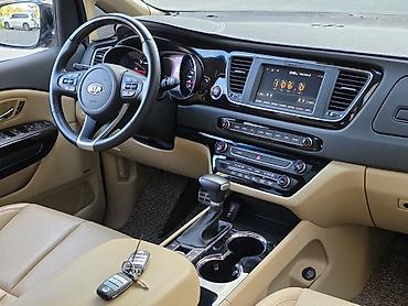лимузина: Kia Carnival: 2019 г., 2.2 л, Автомат, Дизель, Минивэн — 10