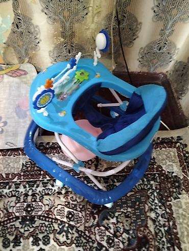 oyuncalar: Uşaq gəzdirici (baby walker) - Rəng: mavi və açıq mavi tonlarda - — 1