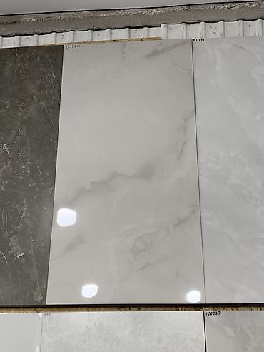 silver kitchen: Керамогранит полированный, формат крупного формата (плитка — 1