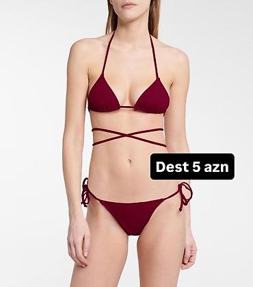 Çimərlik geyimləri: Bordo rəngli qadın bikini dəsti. Üst hissə üçbucaq kəsimli, boğazdan — 1