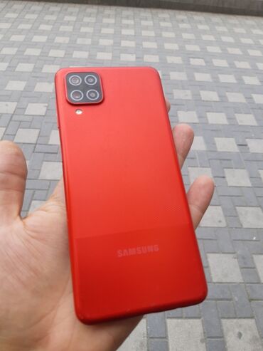 samsung telefo: Samsung Galaxy A12, 128 GB
