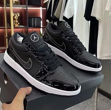 Кроссовки и спортивная обувь: Кроссовки Nike Air Jordan 1 Low - Низкий силуэт на шнуровке — 10