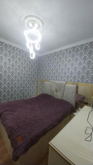 rəssam: Uşaq otağı üçün divar kağızı – mavi tonlarda, ayı balası və lent — 5