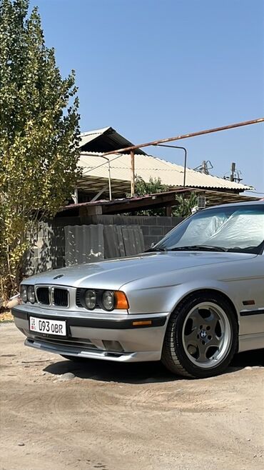 порог е34: BMW 5 series: 1993 г., 4 л, Механика, Бензин, Седан