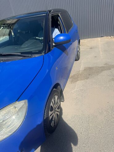 Skoda: Skoda Fabia: 2009 г., 1.2 л, Механика, Бензин, Хэтчбэк
