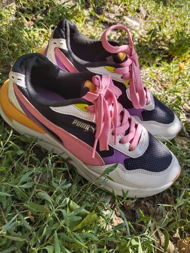 обувь женская большие размеры: Кроссовки, 39, Puma, Новый, Самовывоз
