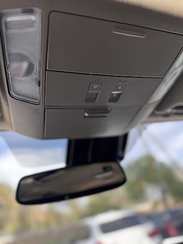 Toyota: Toyota Sequoia: 2017 г., 5.7 л, Автомат, Бензин, Внедорожник — 19