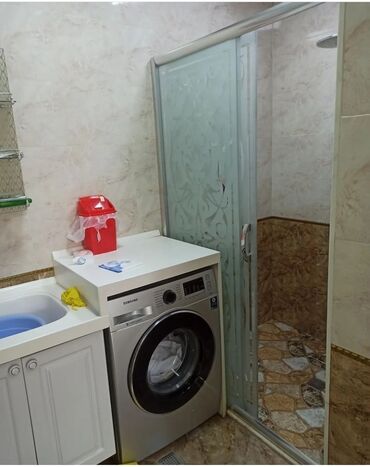 Duş kabinaları, arakəsmələr: Yeni Arakəsmə, Pulsuz çatdırılma — 15