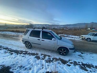 Toyota: Toyota Raum: 1998 г., 1.5 л, Автомат, Бензин, Универсал — 2