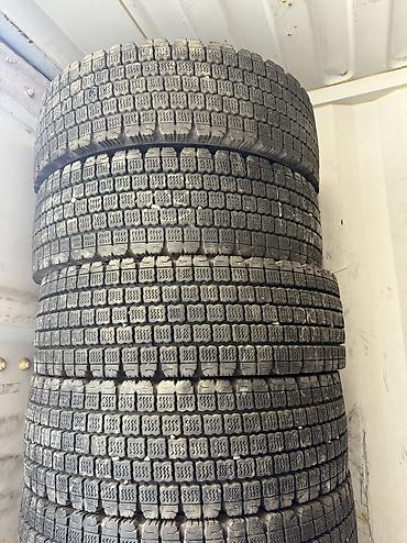 95: Шины 215 / 70 / R 17.5, Зима, Б/у, Комплект, Грузовики/Автобусы, Япония, Bridgestone — 1