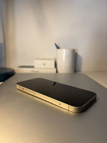 Apple iPhone: Apple iPhone iPhone 13, Bela — 22
