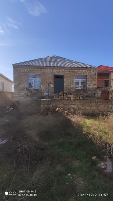 beton plitələr: Binə 110 kv. m, 4 otaqlı, Təmirsiz, Mebelsiz