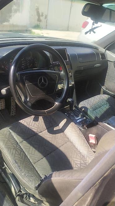 pirus maşın: Mercedes-Benz C-Class: 1.8 l | 1995 il Sedan — 7