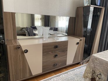Qonaq otağı dəstləri: TV altlığı, Kredit yoxdur, Türkiyə