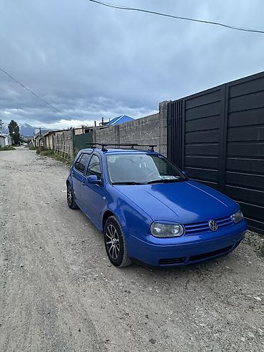 десятка машина: Volkswagen Golf: 1998 г., 1.6 л, Механика, Бензин — 2